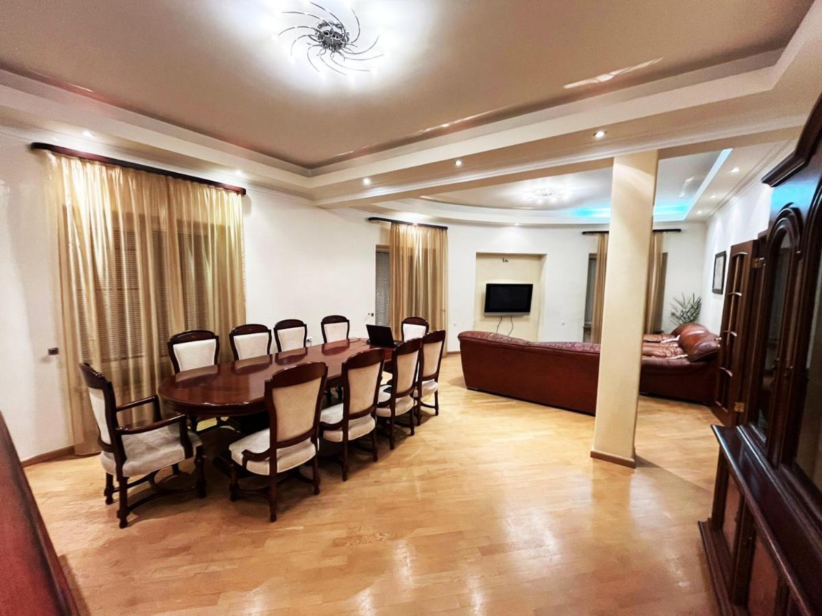 Amigo Guest House Yerevan Exterior photo